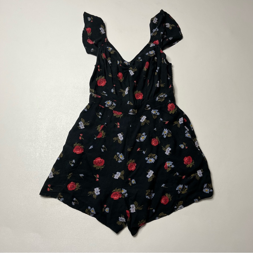 American Eagle Black Floral Babydoll Shorts Romper Smocked Open Back Womens XS
